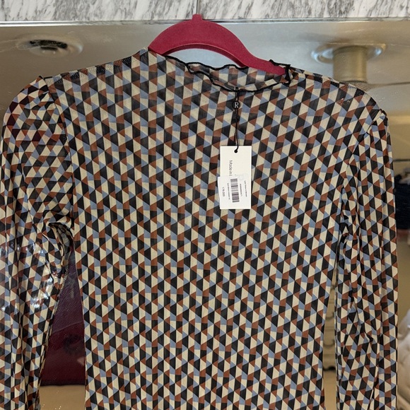 RESA - Picture 2 of 3